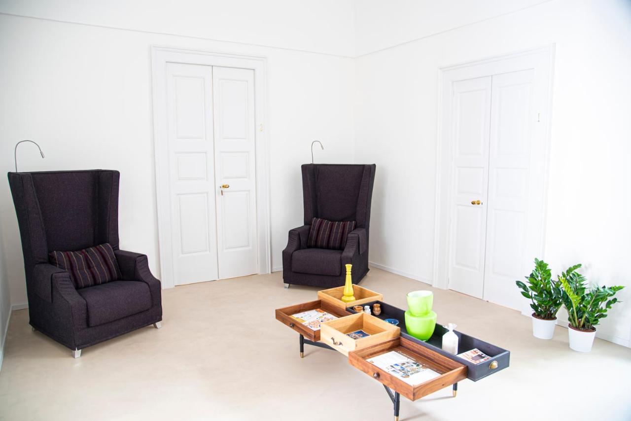Palazzo Garibaldi - Luxury Suites Galatina Extérieur photo